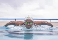 Superação feminina: nadadora sai do Subúrbio para piscinas do mundo