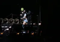 VÍDEO: Madonna pula nos braços de Pabllo Vittar