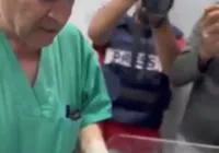 Vídeo: Bebê palestino nasce após morte da mãe em ataque aéreo