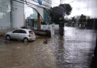 Vídeo: Chuvas causam transtornos em diferentes partes de Salvador
