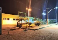 Vizinho é preso após atirar em criança que jogava bola na rua