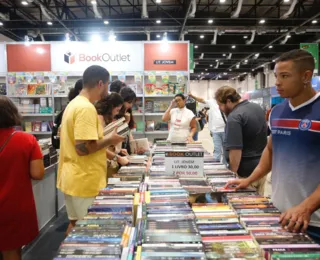 Abertura da Bienal do Livro reúne baianos amantes de literatura