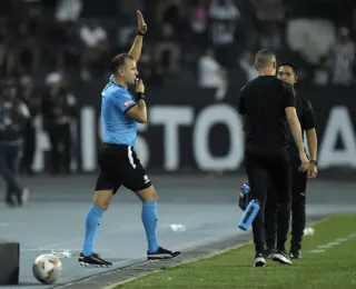 Após 10 minutos, VAR anula gol contra time brasileiro na Libertadores