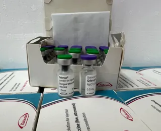 Bahia zera estoque de vacinas contra dengue com validade de abril