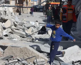Bombardeio israelense deixa dezenas de mortos em Gaza