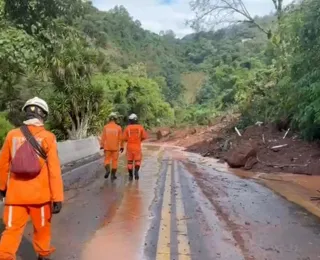 Bombeiros da Bahia já resgataram mais de 160 pessoas e 4 corpos no RS