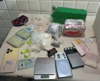 Casal é preso por tráfico de drogas após flagrante em Cajazeiras