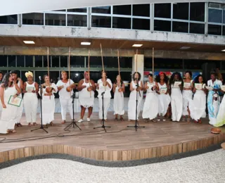 Centro Cultural Solar Ferrão Recebe Exposição "Ela é Mulher Capoeira"