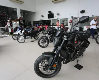 Cresce a presença feminina no universo de motos