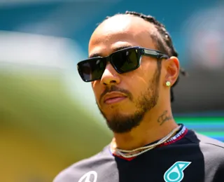De saída da Mercedes, Hamilton lamenta má fase: "Estou farto"