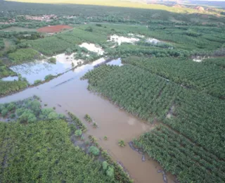 Defesa Civil do Estado alerta para chuvas na RMS e no Sul baiano