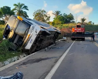 Delegado contesta versão do motorista do ônibus que tombou e deixou 9 mortos