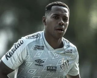 Em Tremembé, Robinho diz que irá comer ovo de Páscoa em casa