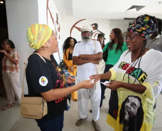 Espaço Cultural do Reggae leva ativistas para ver filme de Marley