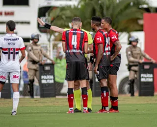 Foi agressão? Confira o que o VAR falou na expulsão de Wagner Leonardo