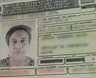 Foto da carteira de motorista poderá conter itens religiosos