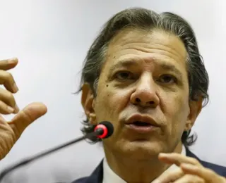 Haddad testa positivo para covid-19