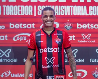 Janderson é apresentado no Vitória e quer ajudar "nas duas funções"