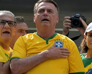 Lula evita falar sobre ato e ministro cita "confissão de crime"