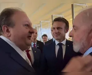 Lula recebe afago de Érick Jacquin em visita de Macron: Merci Beaucoup