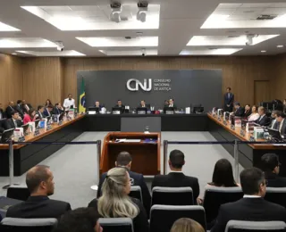 Maioria do CNJ derruba decisão que afastou juíza Gabriela Hardt