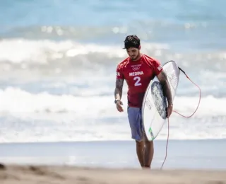 Medina é eliminado de etapa do mundial de Surf após prancha quebrar