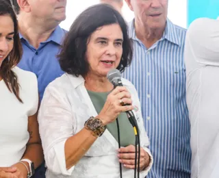 Ministra destaca investimento federal em saúde para redução de filas