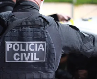 Polícia Civil prende homem com centenas de porções de cocaína