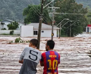 Porto Alegre fecha comportas de segurança para evitar inundação