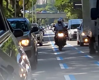Prefeitura implantará faixa exclusiva para motocicletas em Salvador