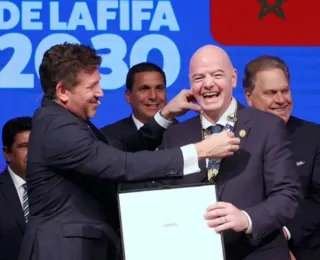 Presidente da Conmebol faz apelo à Fifa por Copa do Mundo no Brasil