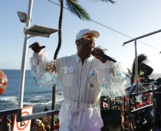 Psirico e Adão Negro fazem show gratuito neste feriado na Barra