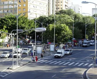 Queima de fios feita por dependentes químicos assusta Centro da cidade