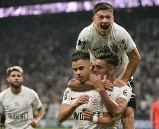 Romero marca duas vezes e Corinthians goleia Nacional-PAR