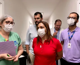 Secretária inspeciona unidades de saúde em Salvador e Lauro de Freitas