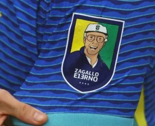 Seleção Brasileira faz homenagem a Zagallo durante amistoso