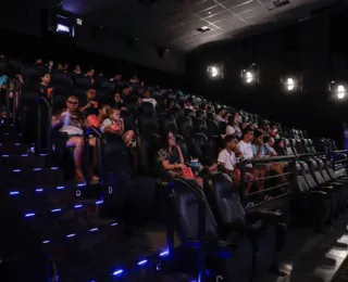 Sessão Azul leva acessibilidade para crianças autistas no cinema