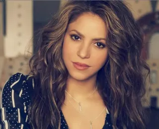 Shakira surpreende Coachella em dia dominado por artistas latinos