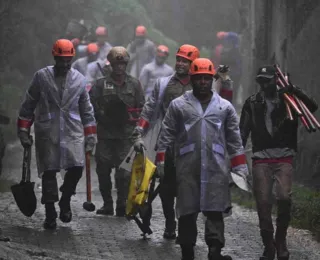 Temporal deixa mais de uma dezena de mortos no Sudeste do país