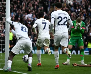 Tottenham e Newcastle vencem de virada na Premier League