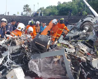 Vídeo: colisão de helicópteros militares na Malásia deixa 10 mortos