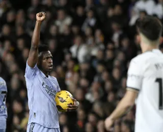 Vini Jr. cala Mestalla com 2 gols, e Real Madrid empata com o Valencia