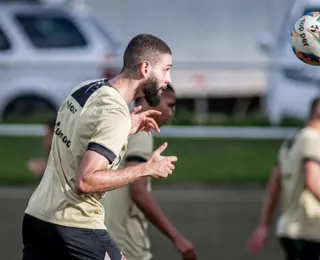 Vitória enfrenta o Fortaleza fora de casa e precisa vencer