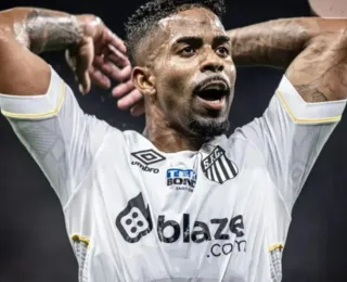 Vitória negocia com lateral do Santos, eleito melhor do Paulistão