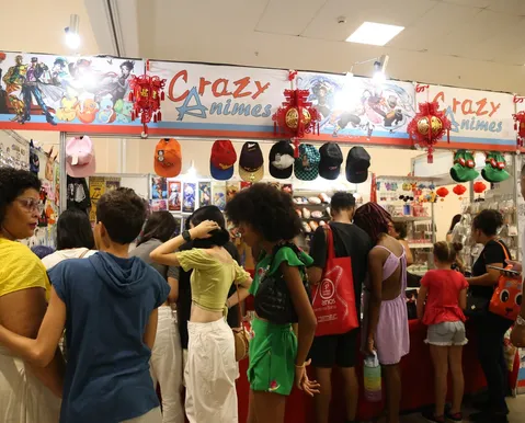 Literatura infantil domina vendas na Bienal - Imagem