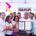 Jerônimo reforça apoio à reeleição de prefeita em Araci imagem