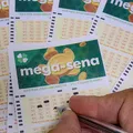 Mega-Sena acumula e próximo prêmio pode chegar a R$ 51 milhões imagem