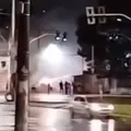 VÍDEO: San Martin é palco de guerra de espadas durante a madrugada imagem