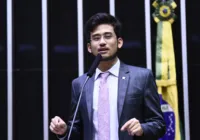 Alvo da Abin de Bolsonaro, Kim Kataguiri reage: “Não ficará impune” imagem