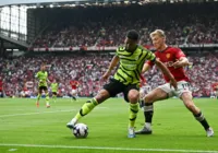 Arsenal vence Manchester United e retoma liderança na Premier League